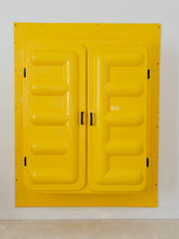 Lade das Bild in den Galerie-Viewer, Edition Somop big yellow space age wall cabinet