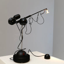 Lade das Bild in den Galerie-Viewer, Ron Arad Aerial Light One Off Ltd. Lampe - 1981 (price on request)