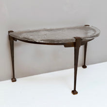 Lade das Bild in den Galerie-Viewer, brutalist bronze console table by Lothar Klute