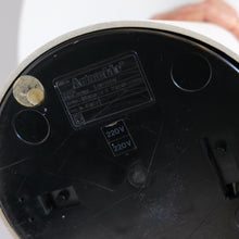 Lade das Bild in den Galerie-Viewer, Artemide Lavinia lamp by Masayuki Kurokawa - 1980s