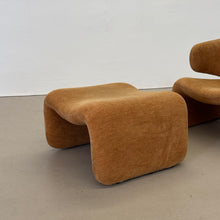 Lade das Bild in den Galerie-Viewer, Djinn lounge chair & ottoman by Olivier Mourgue for Airborne - 1960s