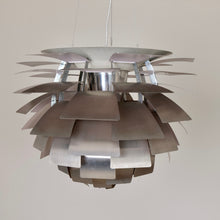 Lade das Bild in den Galerie-Viewer, vintage Louis Poulsen PH Artichoke lamp 72 cm - 1970s