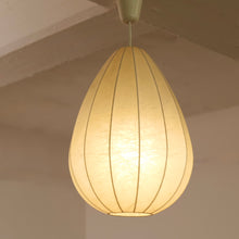 Lade das Bild in den Galerie-Viewer, resin Cocoon lamp by Goldkant in style of Castiglioni