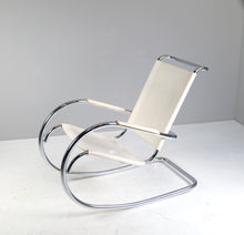 Lade das Bild in den Galerie-Viewer, vintage bauhaus style rocking chair by Fasem