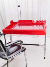 Lade das Bild in den Galerie-Viewer, Space Age Vittorio Parigi & Nani Prina Red Orix desk