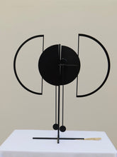 Lade das Bild in den Galerie-Viewer, Arnulf Hoffmann Pendulum Skulptur
