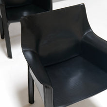 Lade das Bild in den Galerie-Viewer, Cassina Cab 413 Mario Bellin set of 4
