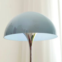 Lade das Bild in den Galerie-Viewer, vintage chrome Panthella floor lamp by Verner Panton
