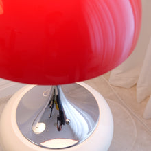 Lade das Bild in den Galerie-Viewer, vintage chrome Panthella lamp by Verner Panton for Louis Poulsen - 1970s
