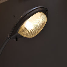 Lade das Bild in den Galerie-Viewer, Marc Newson Supper Guppy Lamp for Idée - 1987
