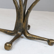 Lade das Bild in den Galerie-Viewer, vintage brutalist bronze table by Lothar Klute
