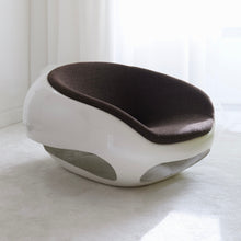 Lade das Bild in den Galerie-Viewer, Mario Sabot Pod Chair  - 1960s Italy
