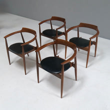 Lade das Bild in den Galerie-Viewer, Arne Wahl Iversen chairs - ST 750 for Niels Eilersen
