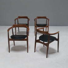 Lade das Bild in den Galerie-Viewer, Arne Wahl Iversen chairs - ST 750 for Niels Eilersen
