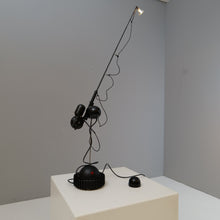 Lade das Bild in den Galerie-Viewer, Ron Arad Aerial Light One Off Ltd. Lampe - 1981 (price on request)
