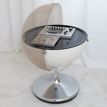 Lade das Bild in den Galerie-Viewer, Rosita Vision 2000 by Thilo Oerke
