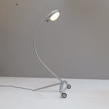 Lade das Bild in den Galerie-Viewer, Marc Newson Supper Guppy Lamp for Idée - 1987
