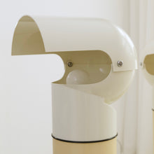 Lade das Bild in den Galerie-Viewer, Pileo lamps - Gae Aulenti - Artemide 1970s
