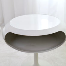Lade das Bild in den Galerie-Viewer, space age tulip console tables - 1970s
