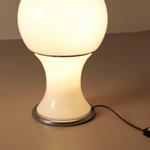 Lade das Bild in den Galerie-Viewer, Mongolfiera lamp by Gianni Celada for Fontana Arte - 1968
