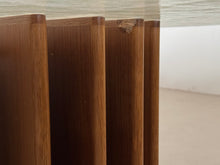Lade das Bild in den Galerie-Viewer, Heinz Lilienthal round glass coffee table - 1970s
