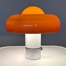 Lade das Bild in den Galerie-Viewer, brown Harvey Guzzini Brumburry lamp by Luigi Massoni
