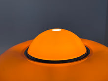Lade das Bild in den Galerie-Viewer, brown Harvey Guzzini Brumburry lamp by Luigi Massoni
