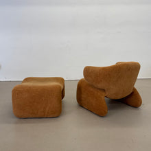Lade das Bild in den Galerie-Viewer, Djinn lounge chair &amp; ottoman by Olivier Mourgue for Airborne - 1960s
