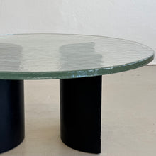Lade das Bild in den Galerie-Viewer, brutalist cast glass coffee table by Heinz Lilienthal - 1970s
