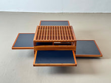 Lade das Bild in den Galerie-Viewer, Bernard Vuarnesson Tetra table - 1983
