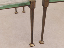 Lade das Bild in den Galerie-Viewer, forged Lothar Klute bronze tables with green glass (price on request)
