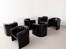 Lade das Bild in den Galerie-Viewer, Melaina monobloc armchairs by Rodolfo Benetto for Driade - 1970 Italy
