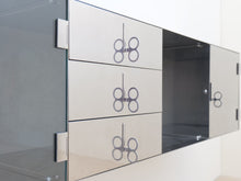 Lade das Bild in den Galerie-Viewer, Vittorio Introini for Saporiti wall mounted sideboard
