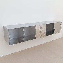 Lade das Bild in den Galerie-Viewer, Vittorio Introini for Saporiti wall mounted sideboard
