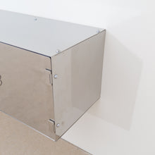 Lade das Bild in den Galerie-Viewer, Vittorio Introini for Saporiti wall mounted sideboard
