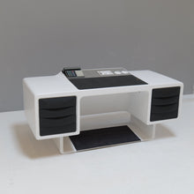 Lade das Bild in den Galerie-Viewer, Ernest Igl Jet Desk Top - Wilhelm Werndl - 1970s

