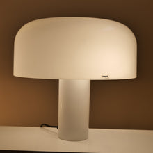 Lade das Bild in den Galerie-Viewer, Harvey Guzzini lamp modell 4029 - 1970s
