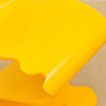 Lade das Bild in den Galerie-Viewer, Verner Panton yellow Pantonic Chair 5020 for HÅG Norway - 1992
