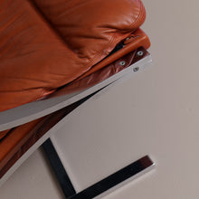 Lade das Bild in den Galerie-Viewer, Zeta armchairs by  Paul Tuttle for Strässle - Switzerland
