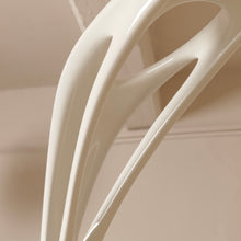 Lade das Bild in den Galerie-Viewer, Genesy lamp by Zaha Hadid for Artemide
