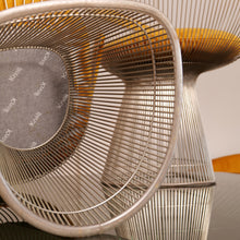 Lade das Bild in den Galerie-Viewer, vintage Warren Platner Knoll International dining set - 1970s
