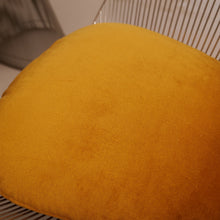 Lade das Bild in den Galerie-Viewer, vintage Warren Platner Knoll International dining set - 1970s
