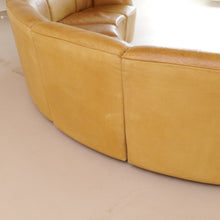 Lade das Bild in den Galerie-Viewer, sectional leather Sofa Walter Knoll - 1970
