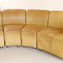 Lade das Bild in den Galerie-Viewer, sectional leather Sofa Walter Knoll - 1970
