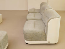 Lade das Bild in den Galerie-Viewer, Cor Trinom sofa by Peter Maly - Cor 1970
