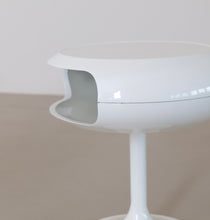 Lade das Bild in den Galerie-Viewer, space age tulip console table - 1970s
