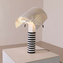 Lade das Bild in den Galerie-Viewer, vintage Artemide Shogun lamp by Artemide - 1980s
