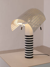 Lade das Bild in den Galerie-Viewer, vintage Artemide Shogun lamp by Artemide - 1980s
