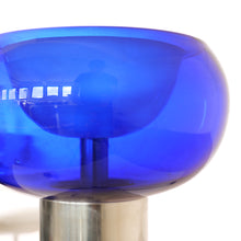 Lade das Bild in den Galerie-Viewer, space age Lampe von Doria mit Kobaltblauem Glas - 1970
