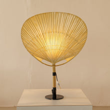 Lade das Bild in den Galerie-Viewer, Ingo Maurer Uchiwa II Lamp
